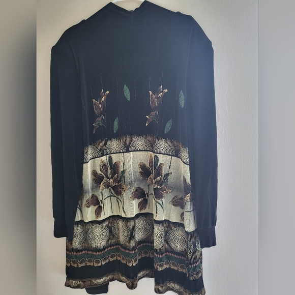 Ls collections by sunu open front size L gold  flowers design. - Picture 8 of 13